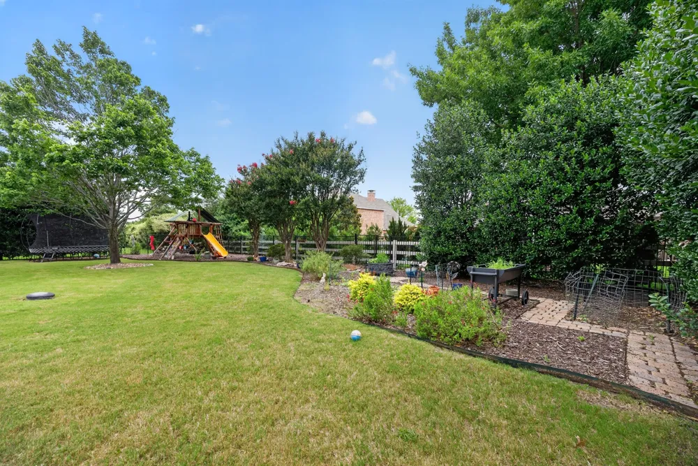 195 Connor Lane Allen, TX 75002