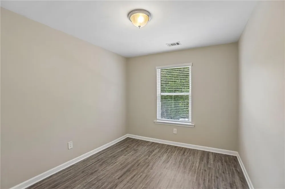 4422 Pinscher Street Union City, GA 30291
