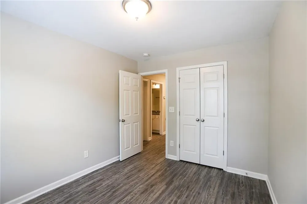 4422 Pinscher Street Union City, GA 30291