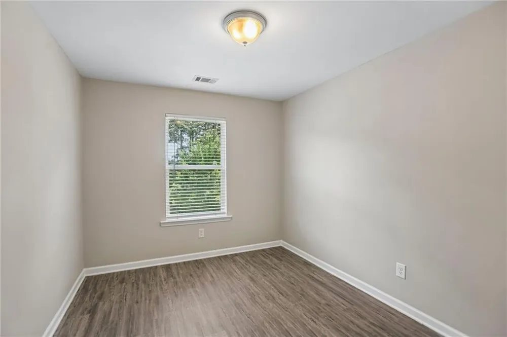 4422 Pinscher Street Union City, GA 30291