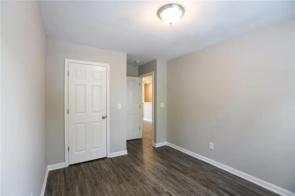 4422 Pinscher Street Union City, GA 30291