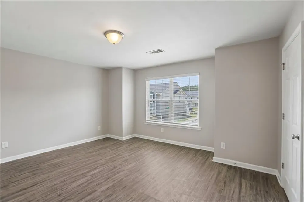 4422 Pinscher Street Union City, GA 30291
