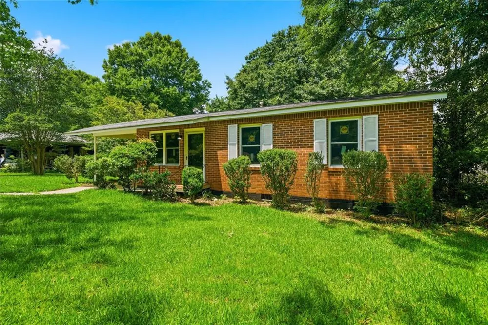 4913 Bartlett Road Forest Park, GA 30297