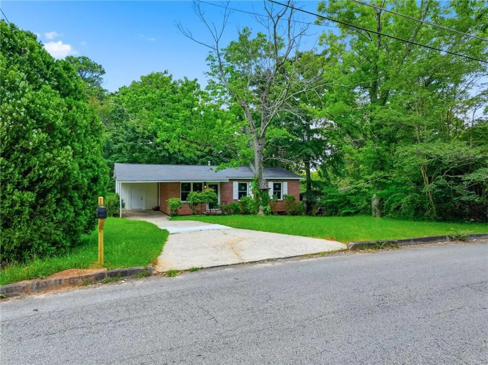 4913 Bartlett Road Forest Park, GA 30297
