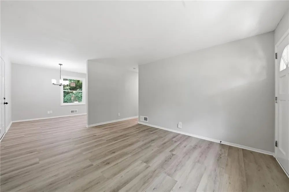 4913 Bartlett Road Forest Park, GA 30297
