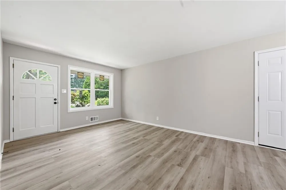 4913 Bartlett Road Forest Park, GA 30297
