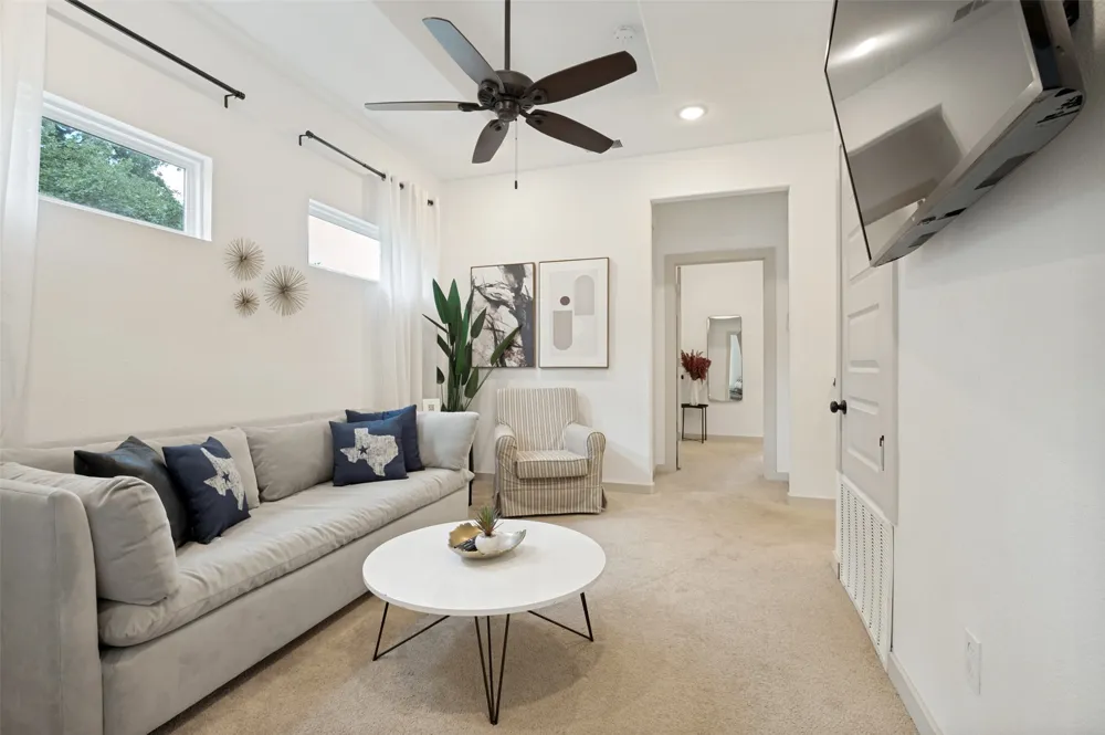 410 Pecan Street Arlington, TX 76011