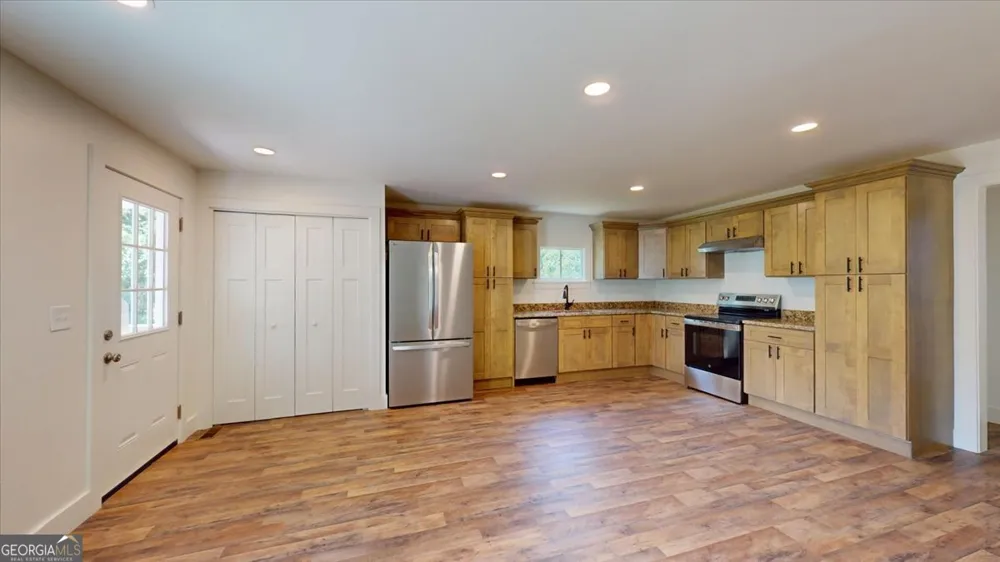 603 Orchard TER Rossville, GA 30741
