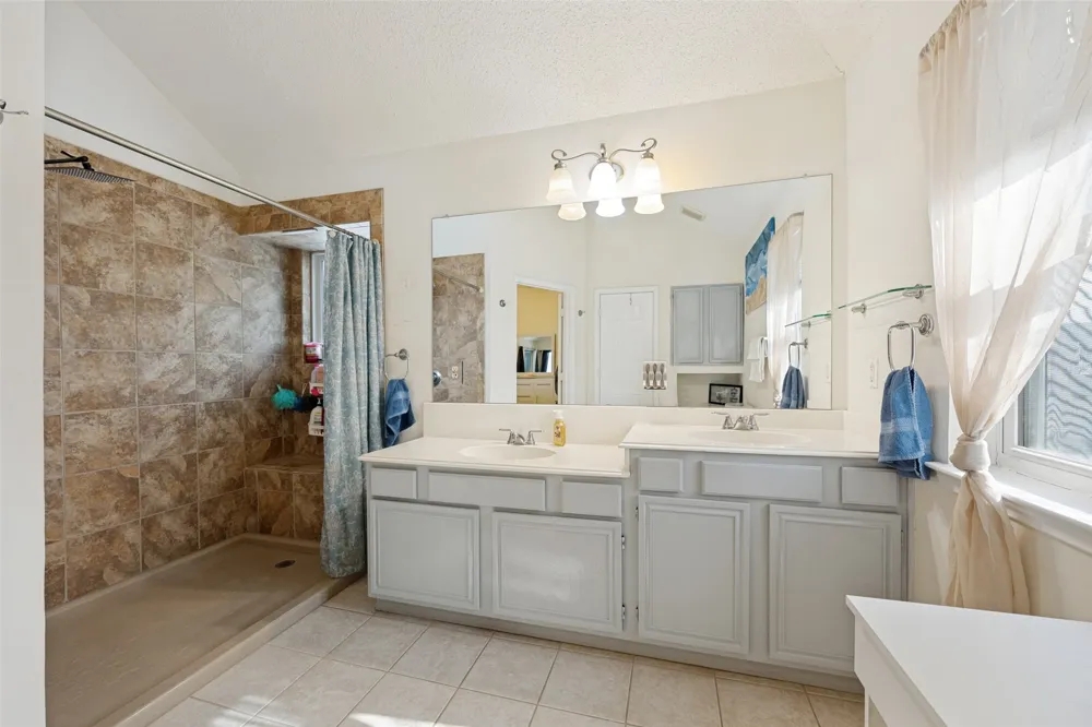 1517 Oak Tree Road Allen, TX 75002