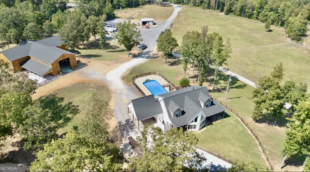 286 County Road 28 Centre, AL 35960