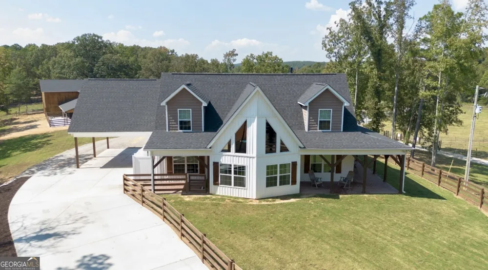286 County Road 28 Centre, AL 35960