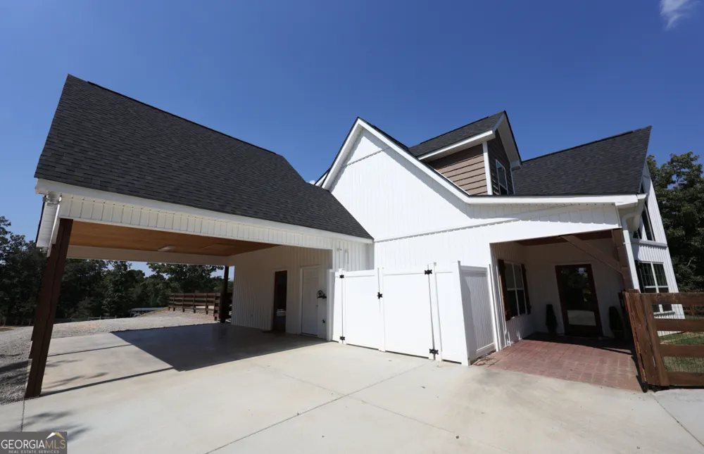 286 County Road 28 Centre, AL 35960