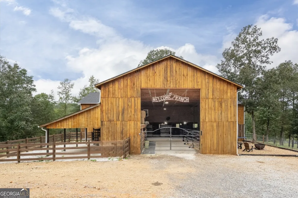 286 County Road 28 Centre, AL 35960