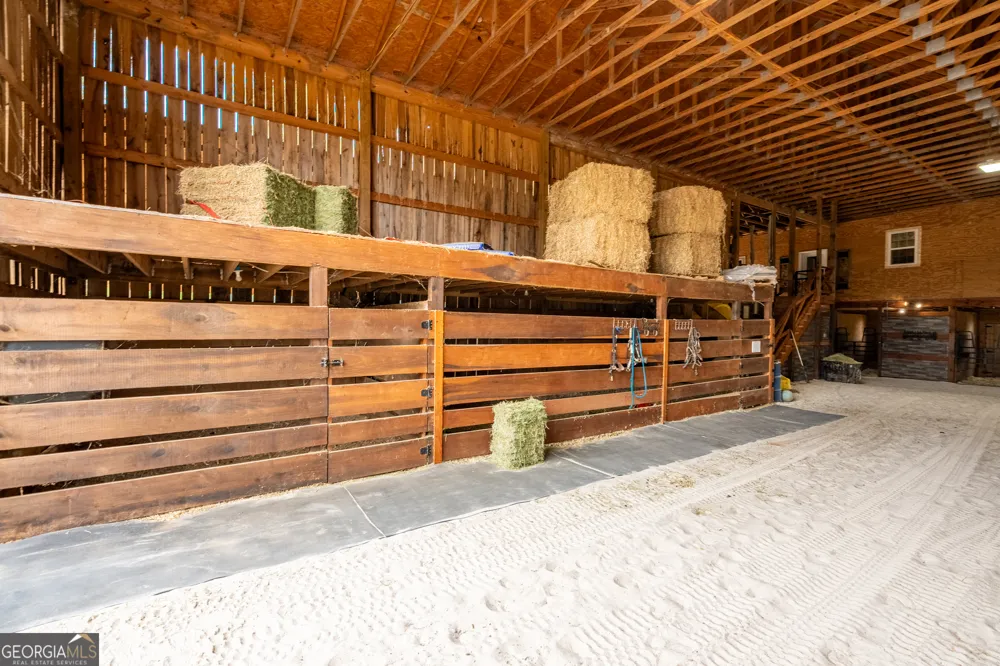 286 County Road 28 Centre, AL 35960