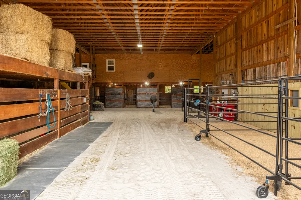 286 County Road 28 Centre, AL 35960