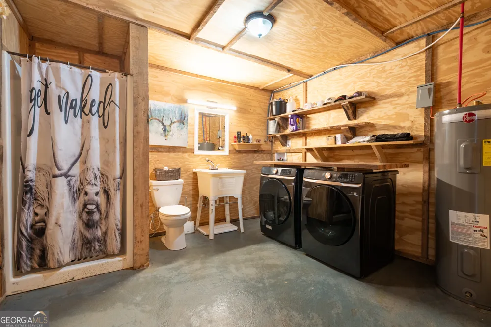 286 County Road 28 Centre, AL 35960
