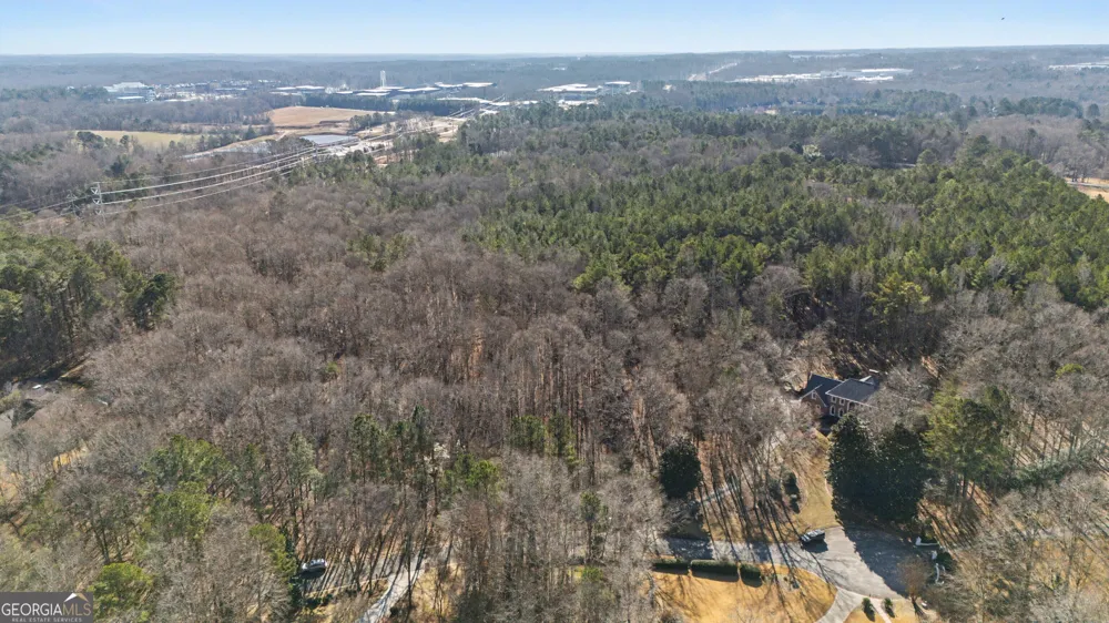 140 Emerald LN Fayetteville, GA 30214