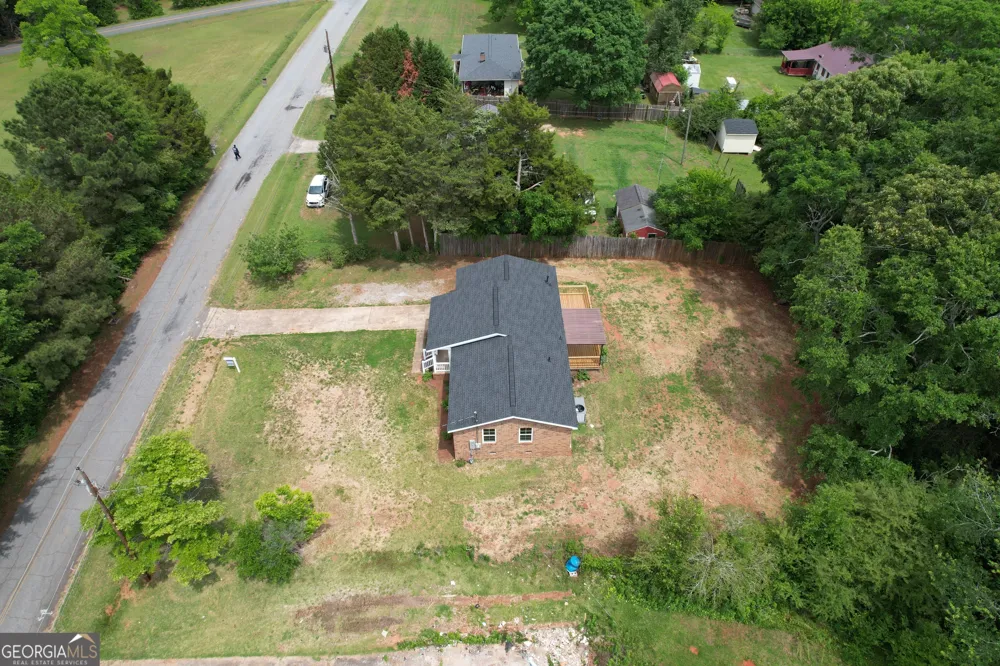 1138 Vestavia LN Thomaston, GA 30286