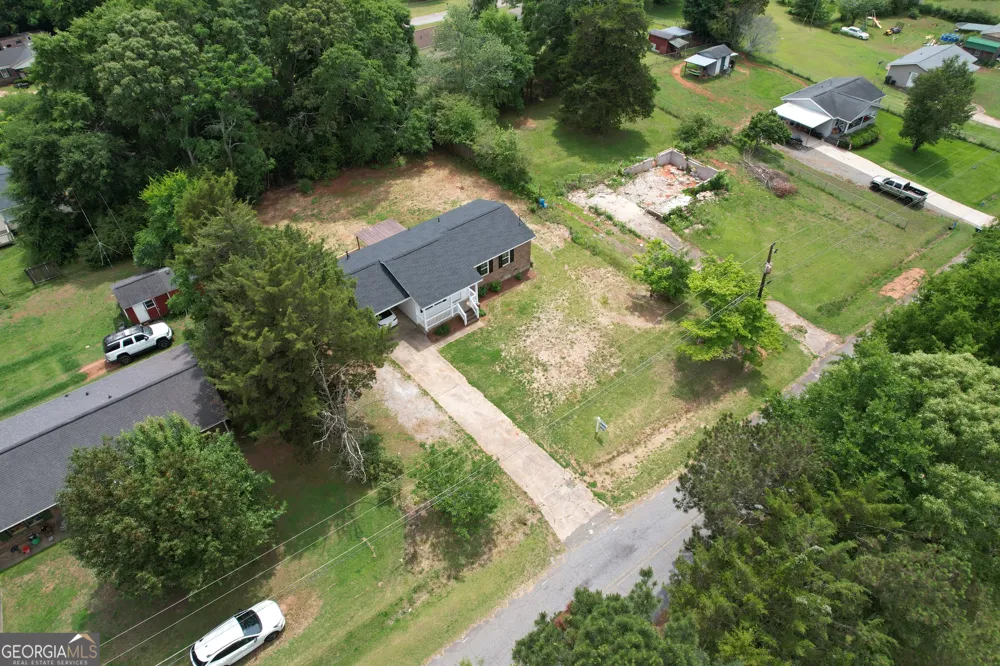 1138 Vestavia LN Thomaston, GA 30286
