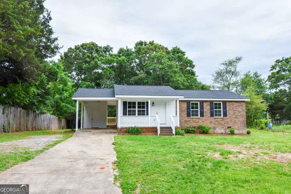 1138 Vestavia LN Thomaston, GA 30286