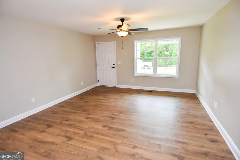 1138 Vestavia LN Thomaston, GA 30286