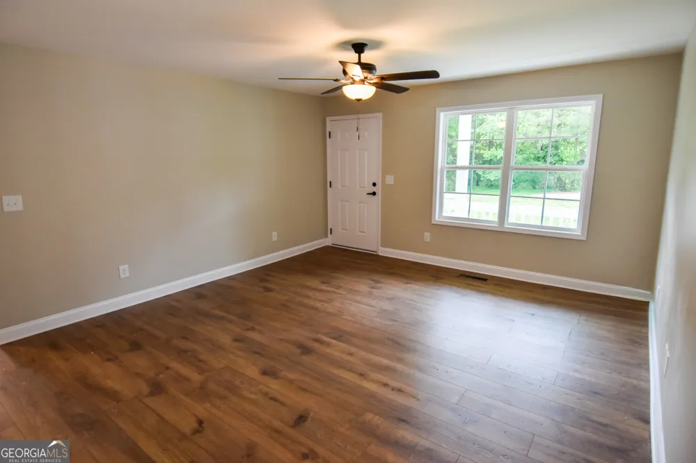 1138 Vestavia LN Thomaston, GA 30286
