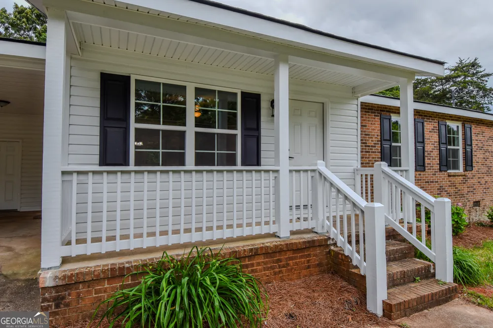 1138 Vestavia LN Thomaston, GA 30286