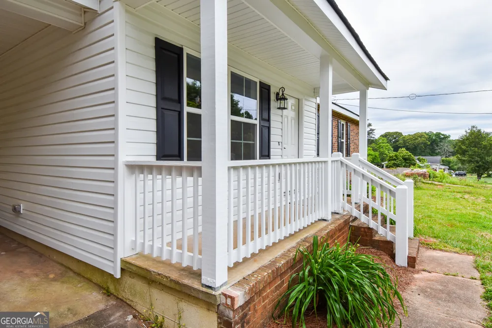 1138 Vestavia LN Thomaston, GA 30286