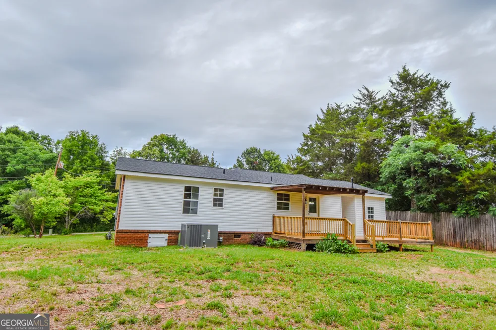 1138 Vestavia LN Thomaston, GA 30286
