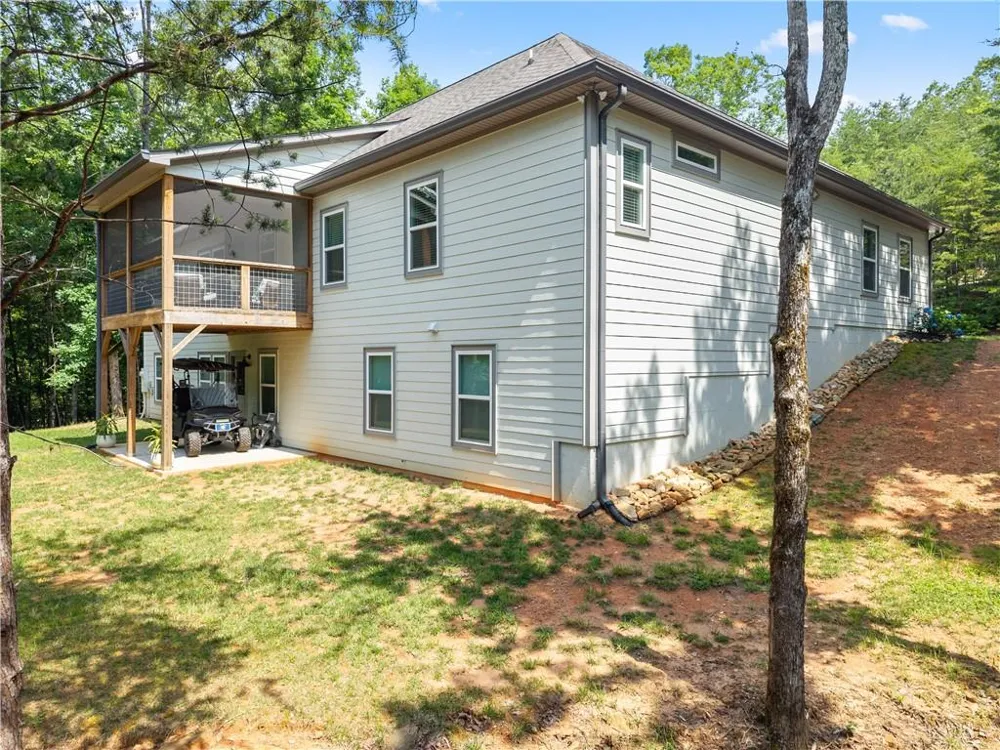 35 Chimney Lane Cleveland, GA 30528
