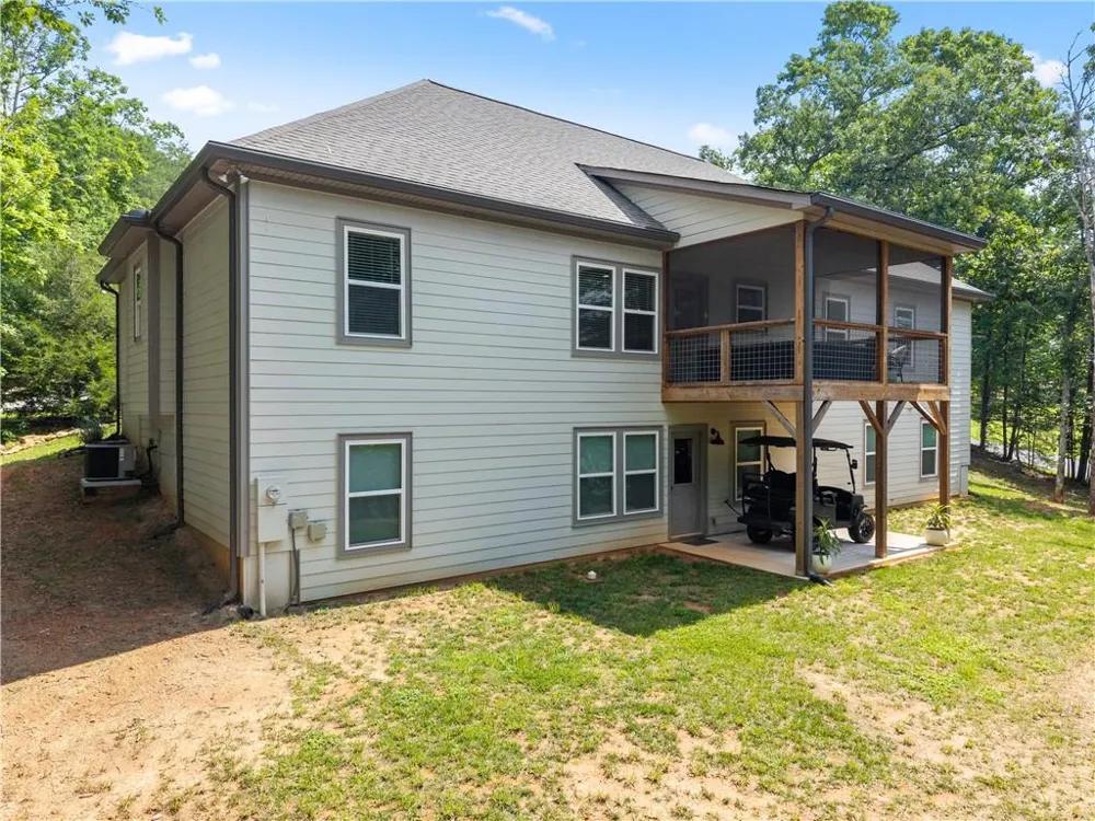 35 Chimney Lane Cleveland, GA 30528