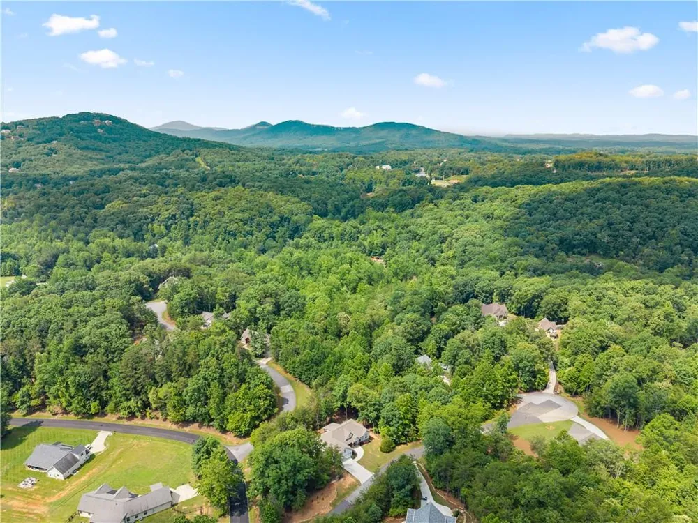 35 Chimney Lane Cleveland, GA 30528