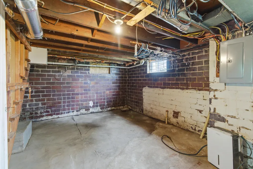 1113 State Street Waseca, MN 56093