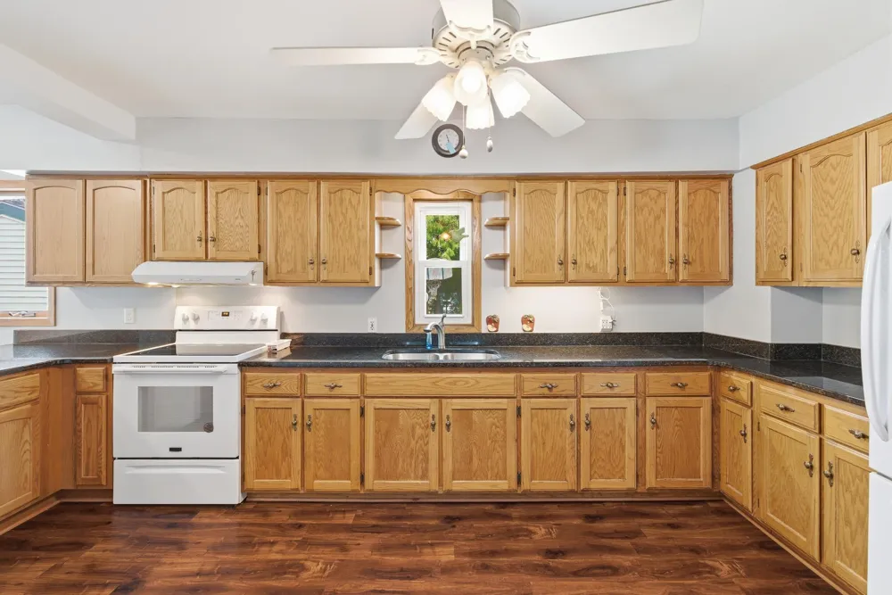 1113 State Street Waseca, MN 56093