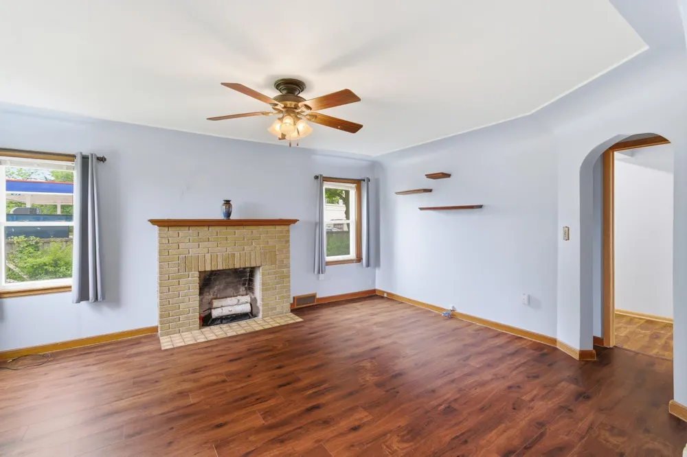1113 State Street Waseca, MN 56093