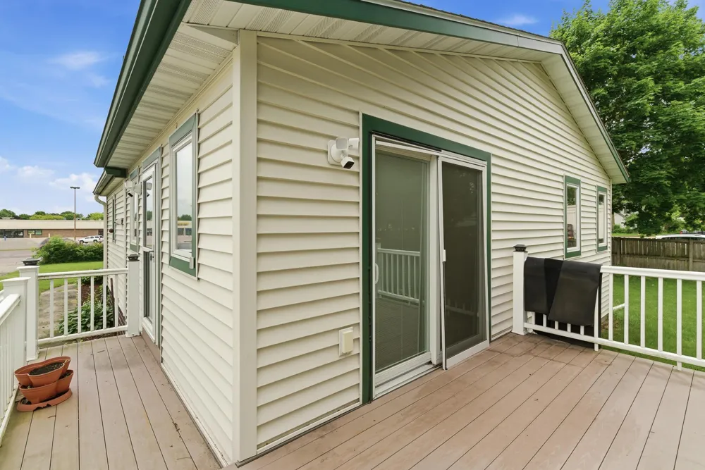 1113 State Street Waseca, MN 56093