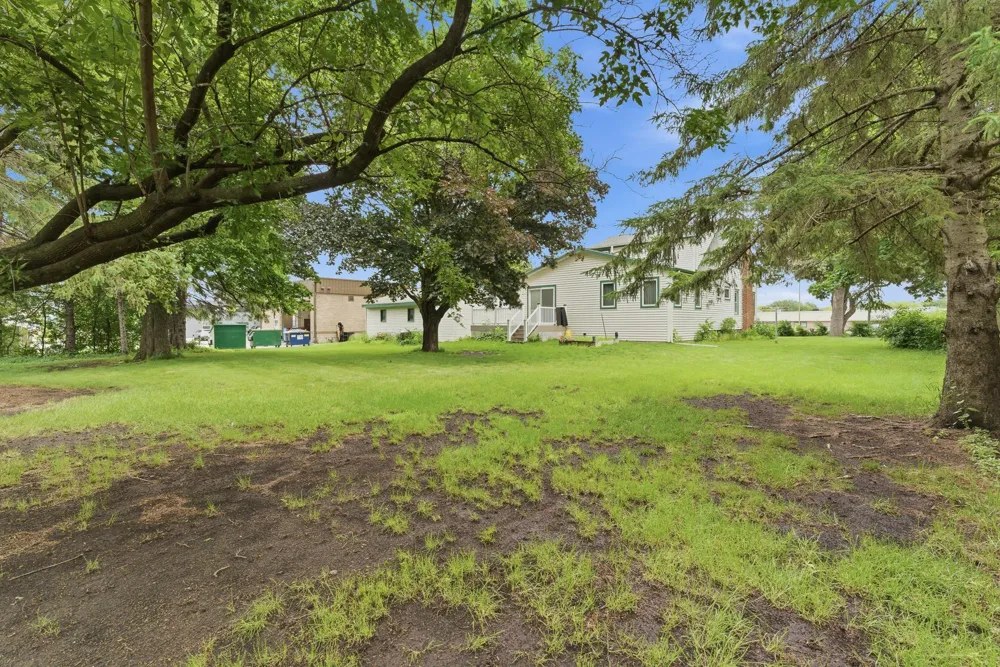 1113 State Street Waseca, MN 56093