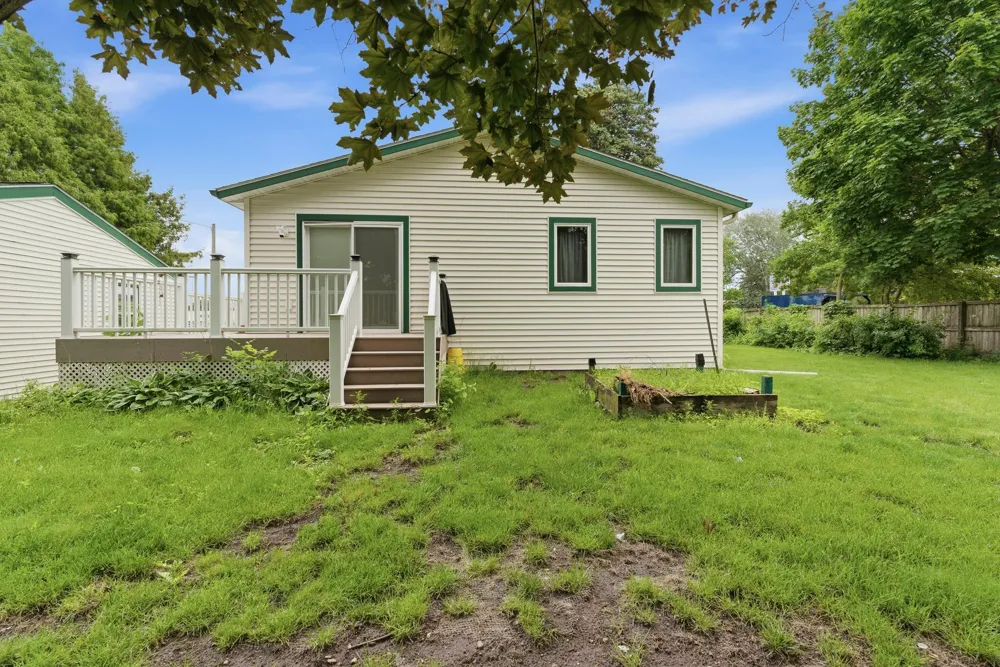 1113 State Street Waseca, MN 56093