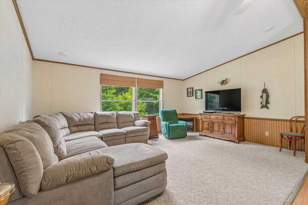 54167 Oak Tree Drive Kerrick, MN 55756