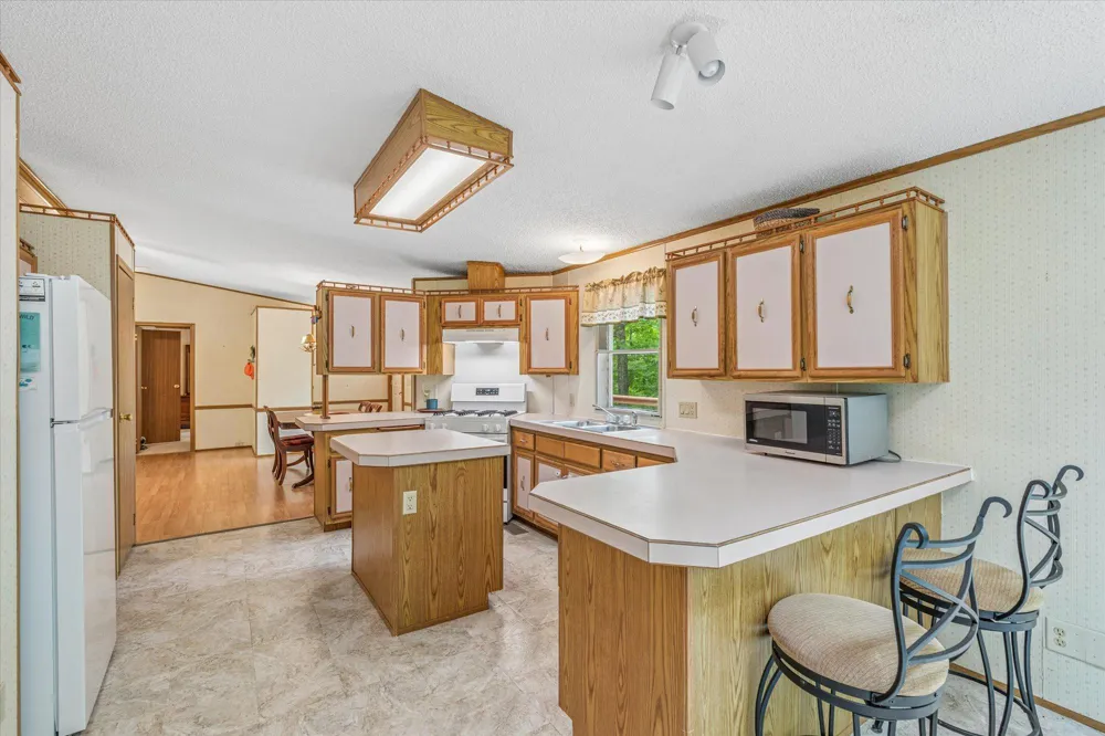 54167 Oak Tree Drive Kerrick, MN 55756