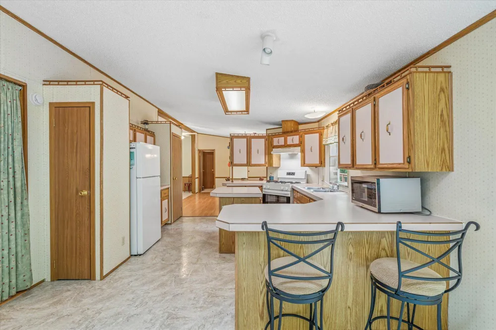 54167 Oak Tree Drive Kerrick, MN 55756