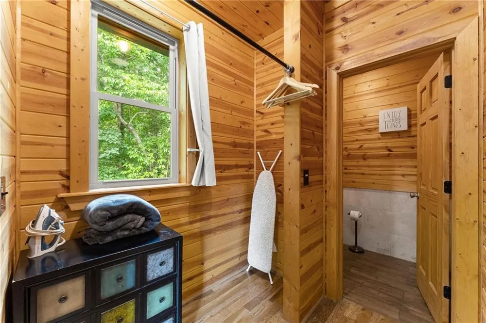 265 Maple Ridge Drive Cleveland, GA 30528