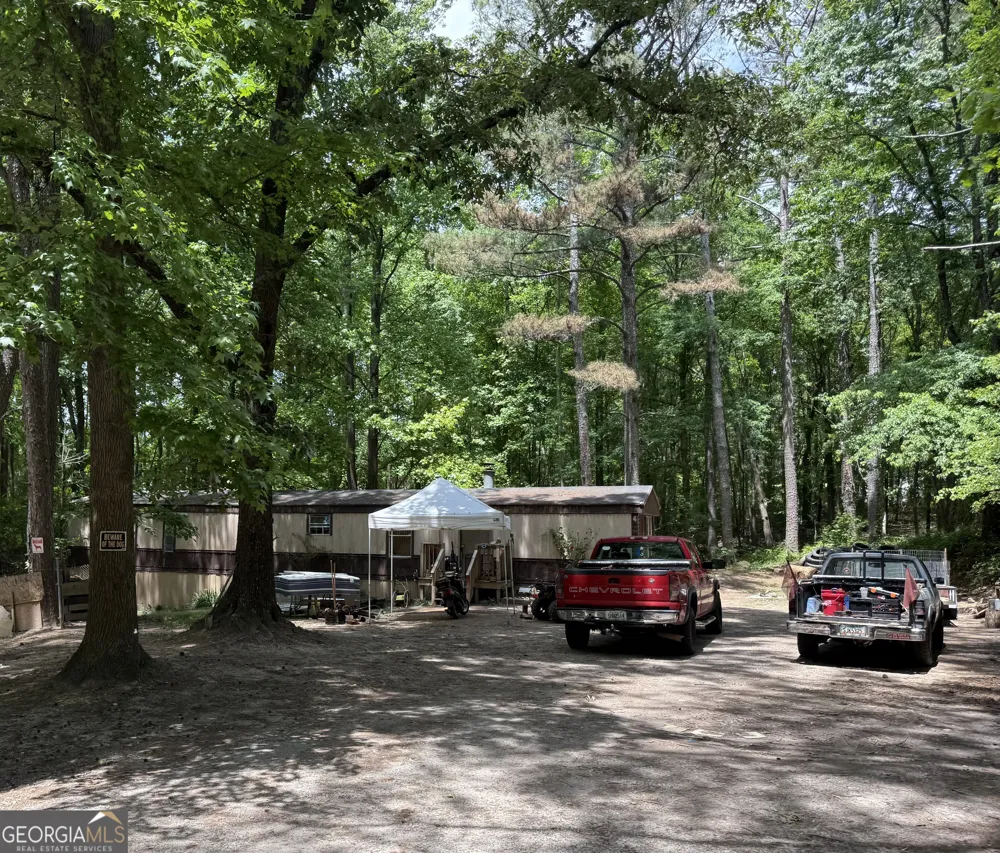 190 Akin RD Carrollton, GA 30117
