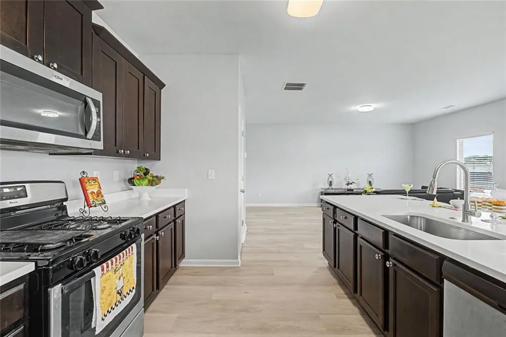 311 Merigold Way Pendergrass, GA 30567