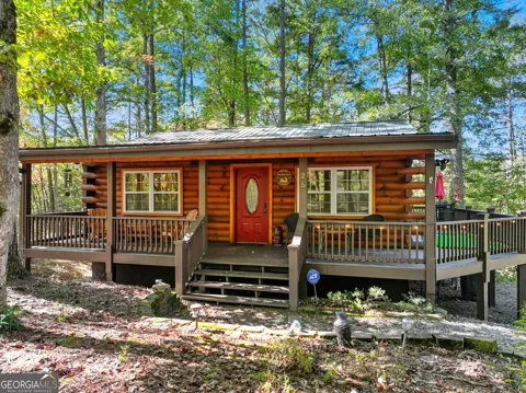 25 Foster LN