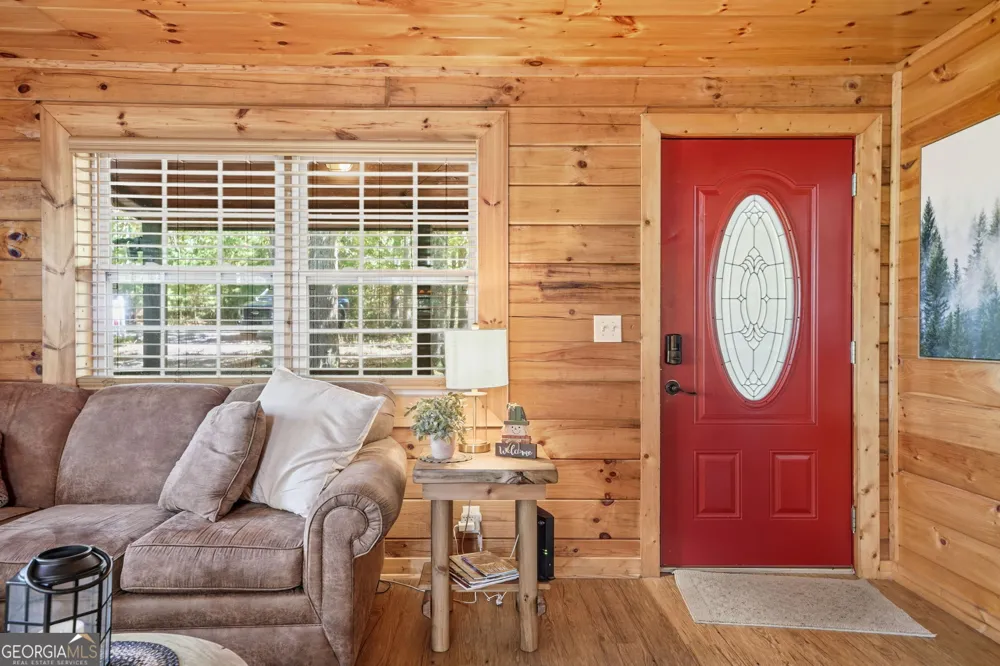 25 Foster LN Morganton, GA 30560