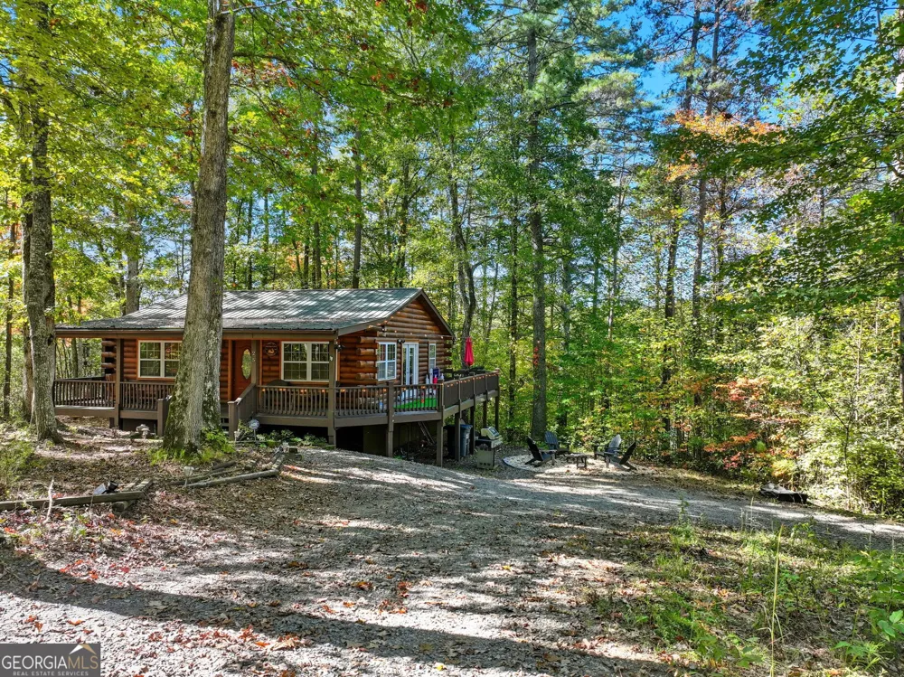 25 Foster LN Morganton, GA 30560
