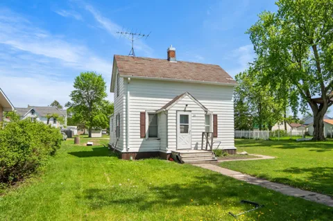 20 5th Avenue SE