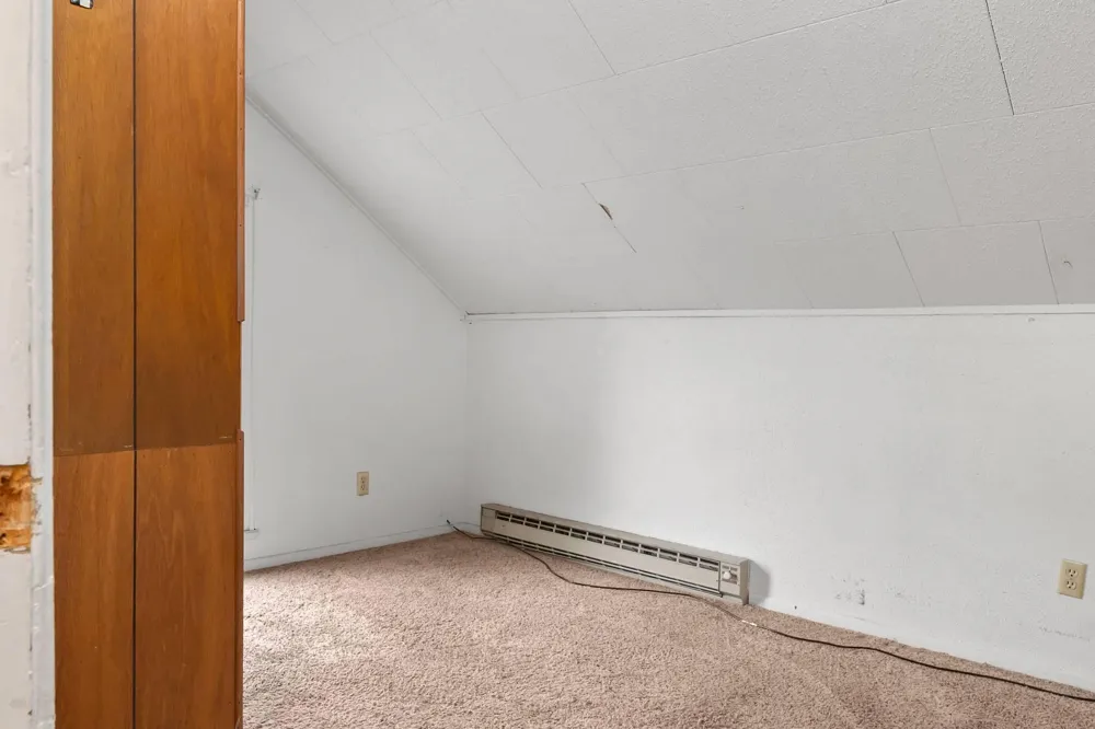 53 1st Avenue NW Mayville, ND 58257