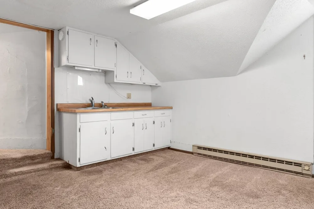 53 1st Avenue NW Mayville, ND 58257